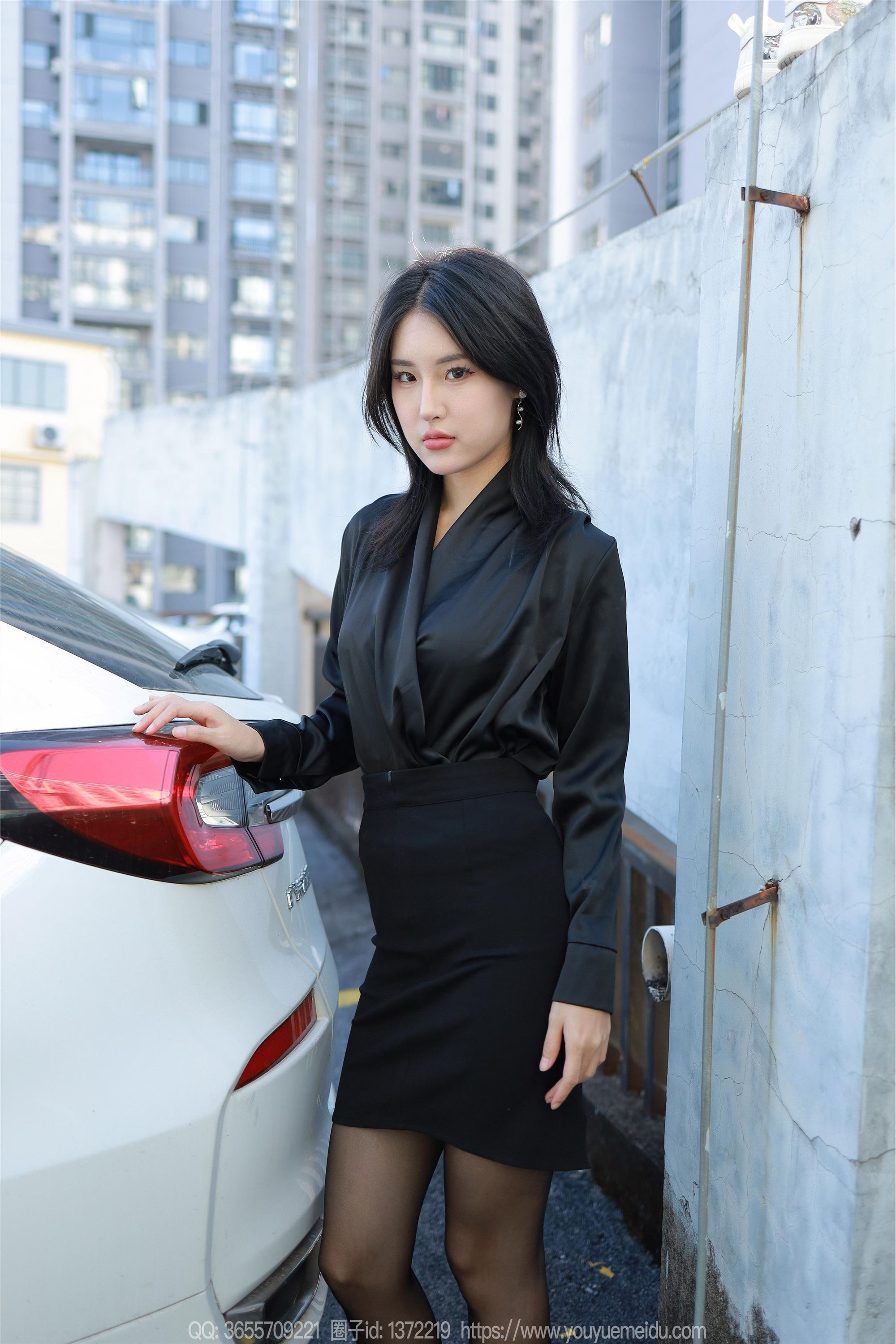 IESS异思趣向  2023.12.21 丝享家 1617 小宝《有事车上说》